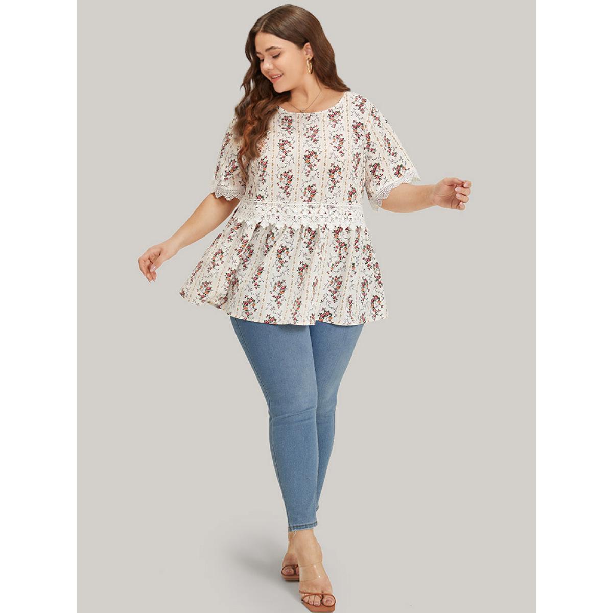 Plus Size White Ditsy Floral Lace Panel Elastic Waist Blouse Women Elegant Short sleeve Round Neck Dailywear Blouses BloomChic 28/5X Product Image