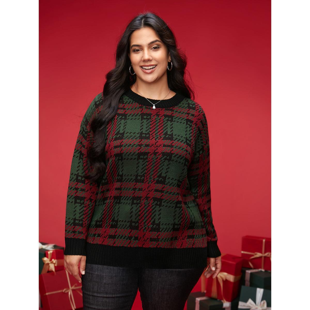 Plus Size Jacquard Plaid Contrast Hemline Pullover DarkGreen Women Casual Loose Long Sleeve Round Neck Everyday Pullovers BloomChic 22-24/3X Product Image