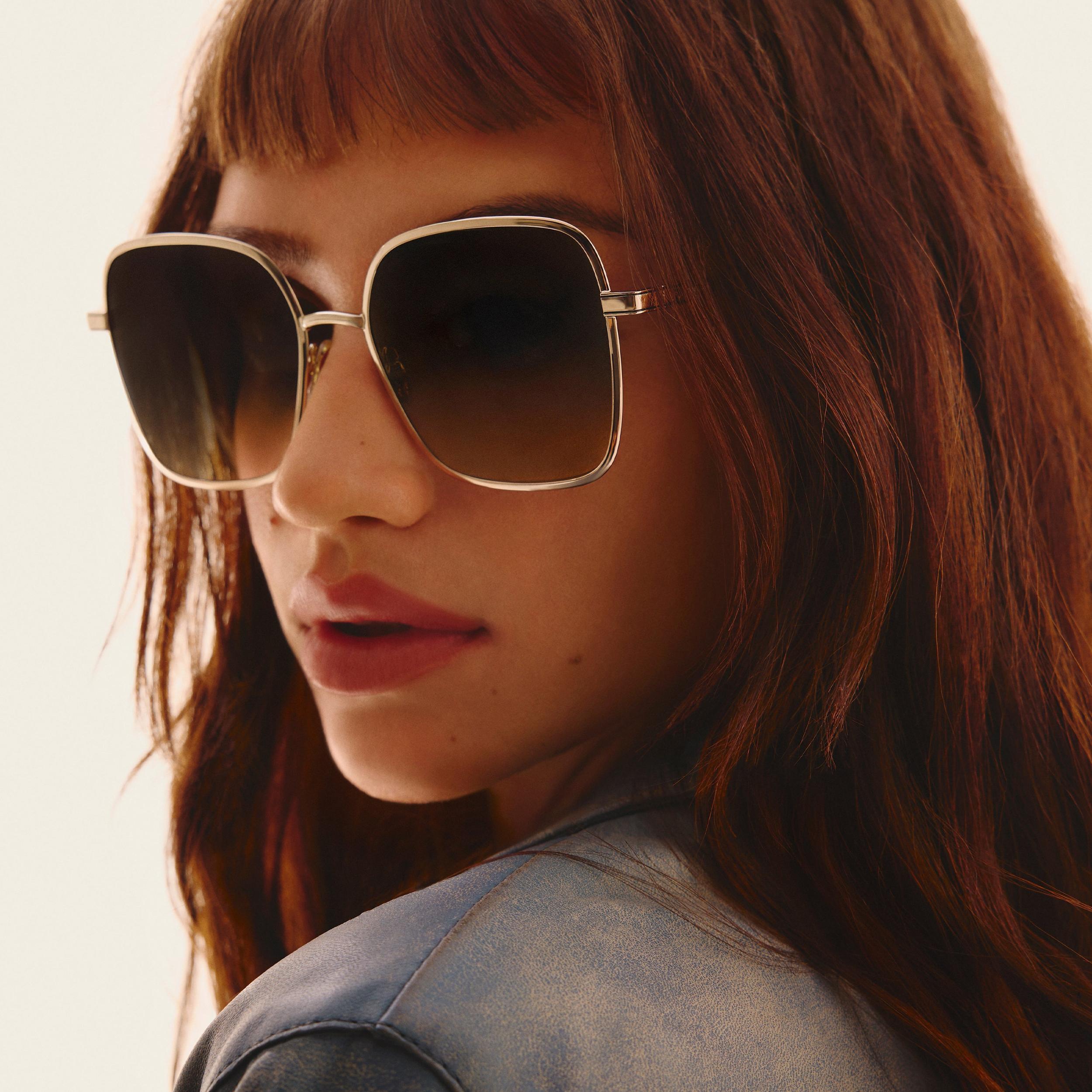 5TH AVE Female Product Image