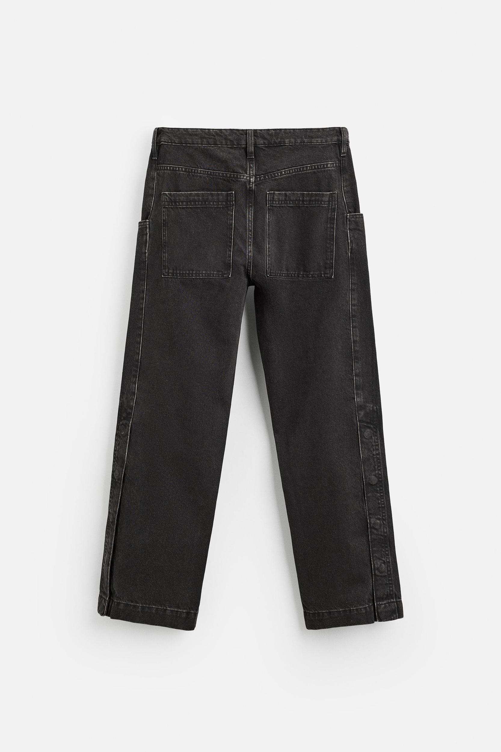 WASHED RELAXED FIT JEANS Product Image