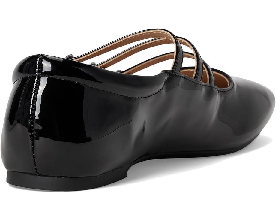 Carrie Flat Product Image