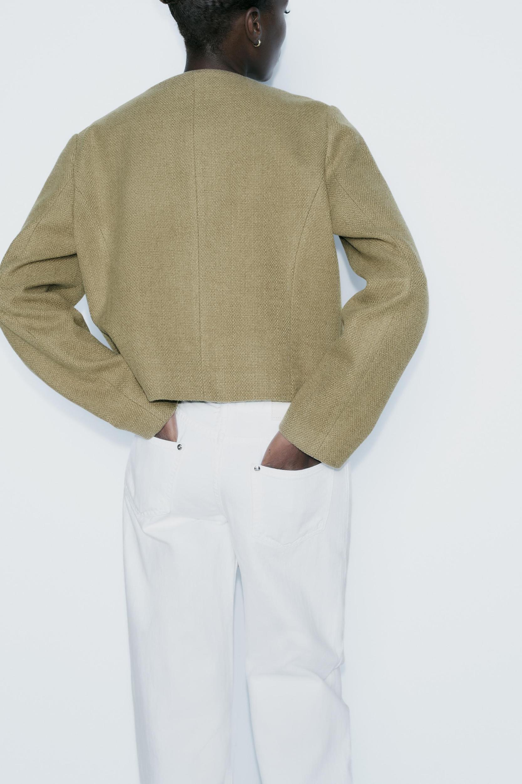 CROPPED FLAP BLAZER Product Image