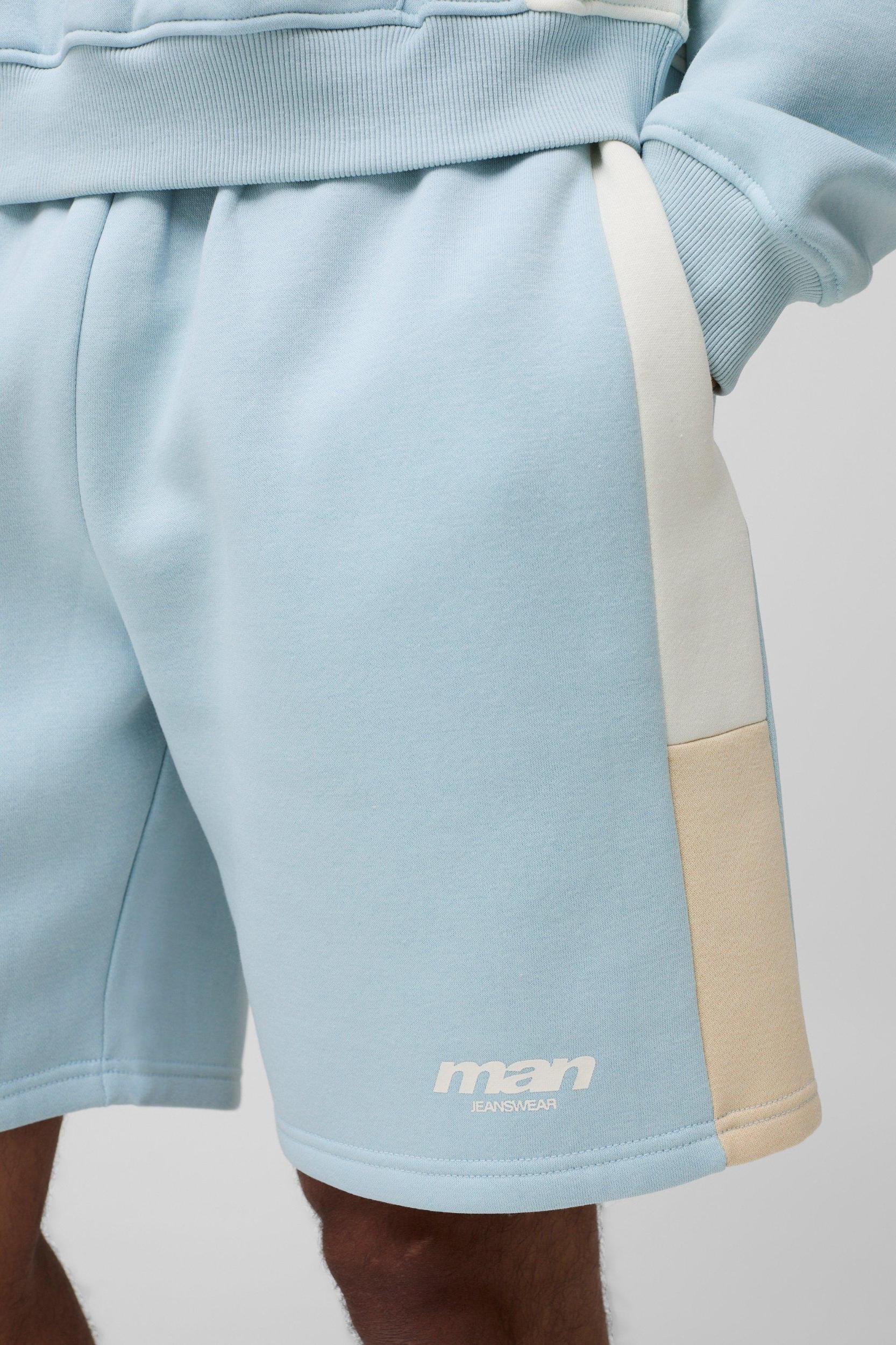 Relaxed Fit Man Colour Block Mid Length Shorts | boohooMAN USA Product Image