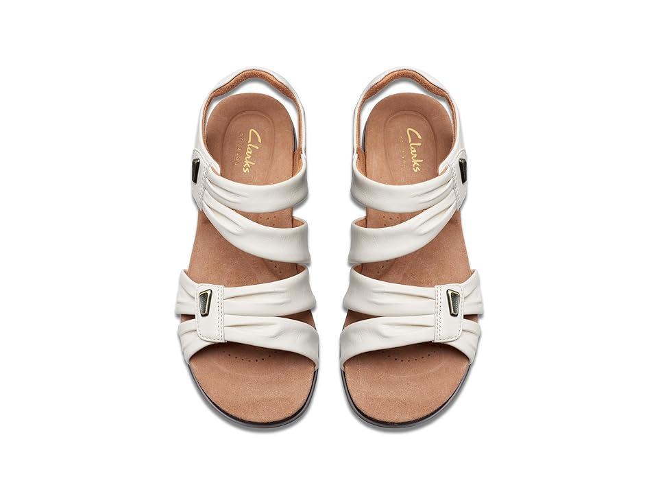 Clarks Kitly Ave Leather) Women's Sandals Product Image