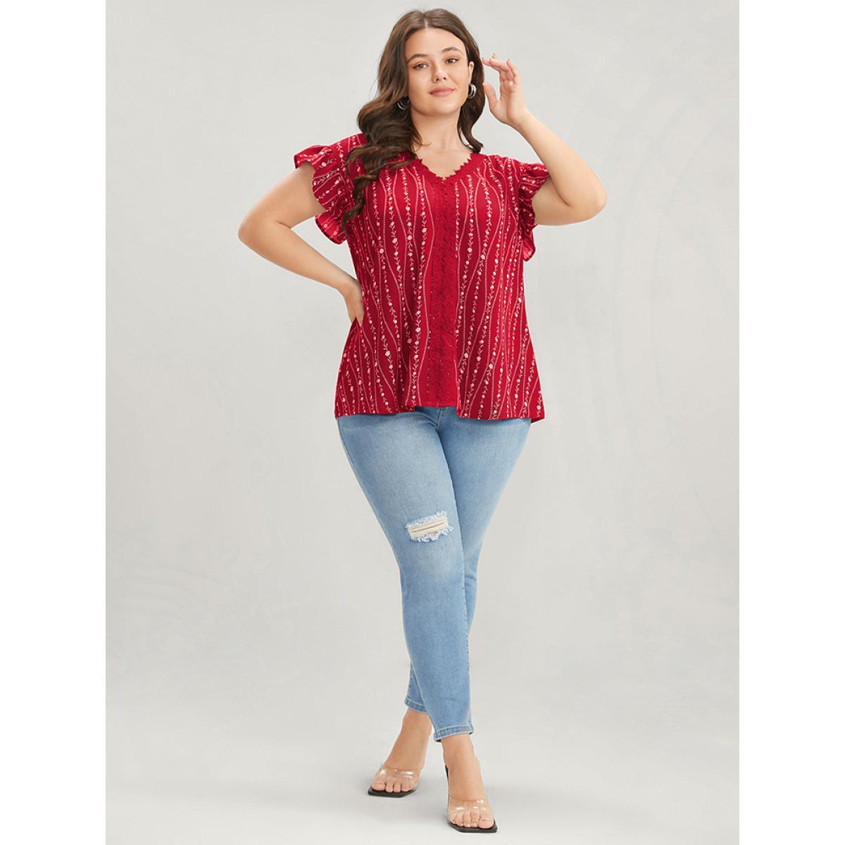 Plus Size Scarlet Floral Contrast Lace Ruffle Trim Blouse Women Elegant Short sleeve V-neck Dailywear Blouses BloomChic 28/5X Product Image