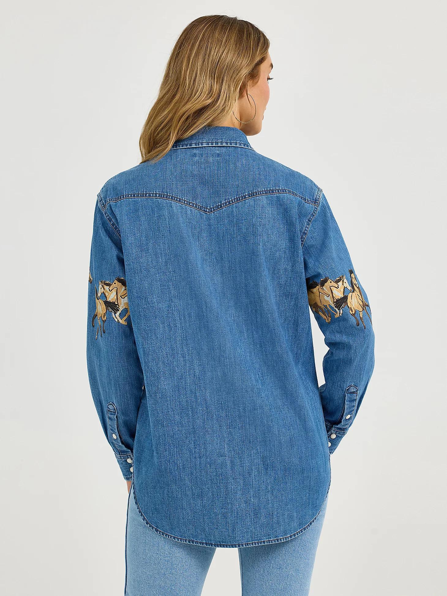 Women's Wrangler Horses Boyfriend Western Snap Shirt | Women's TOPS | Wrangler® Product Image