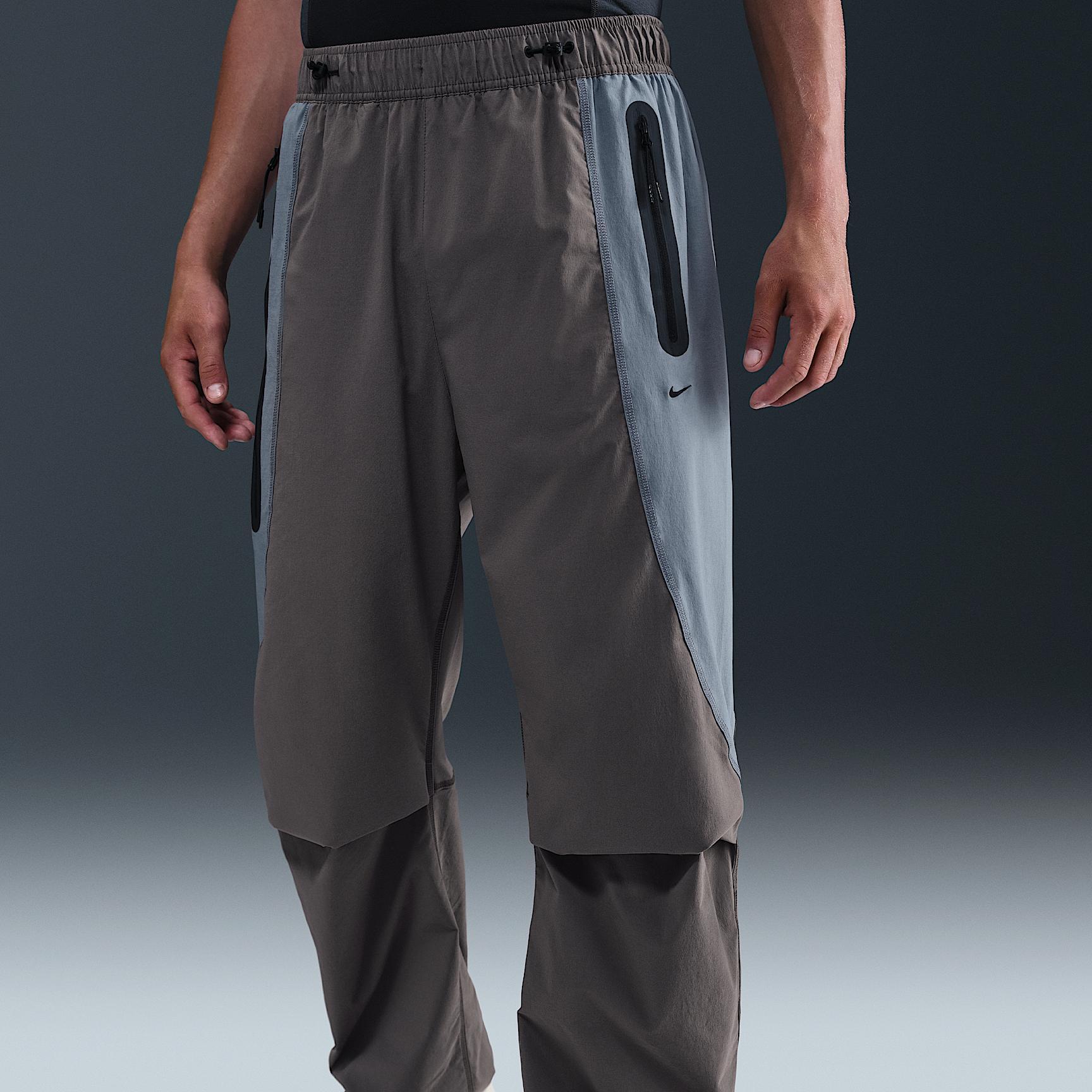 Nike Tech Men's Dri-FIT Woven Color-Block Loose-Fit Pants Product Image