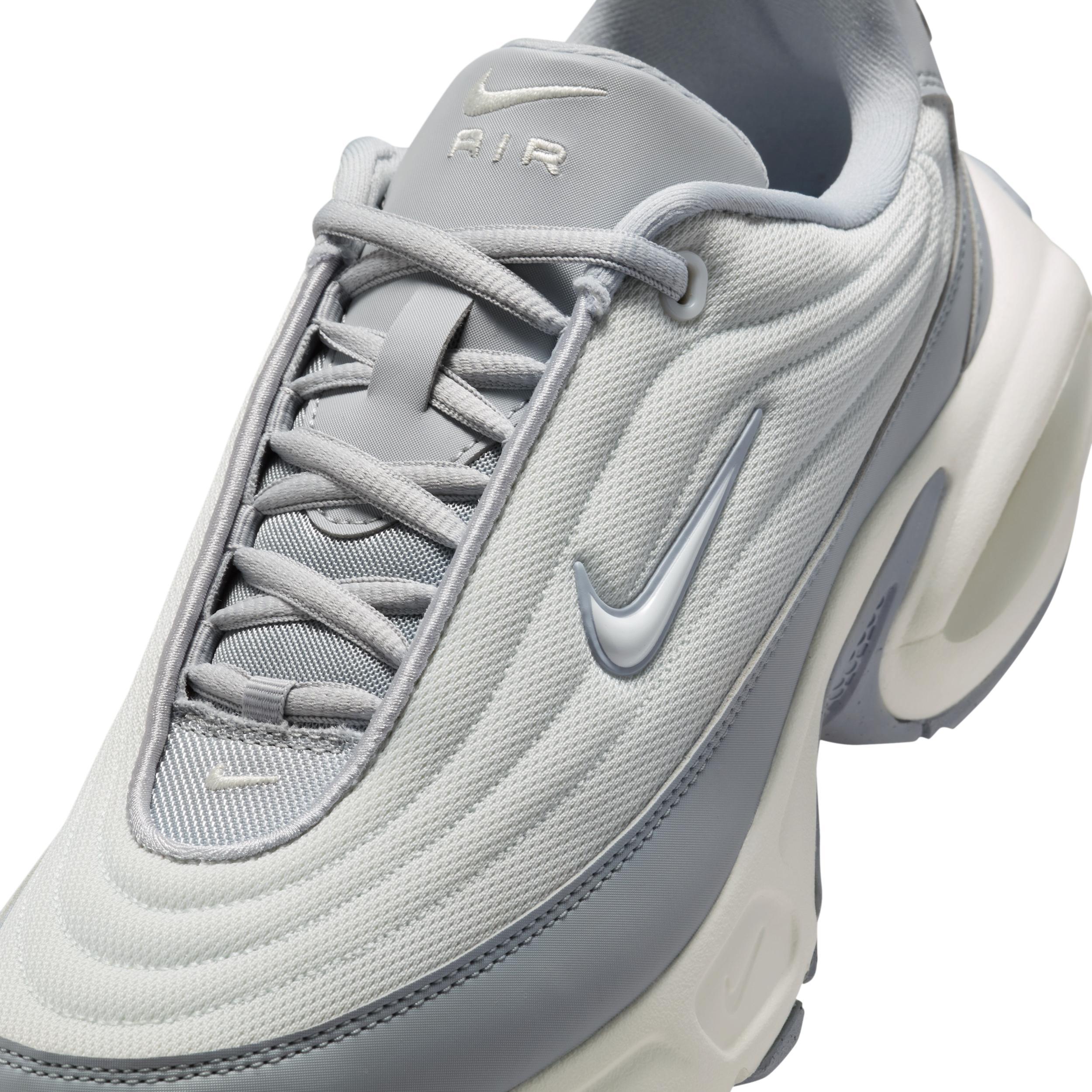 Nike Women's Air Max Portal Shoes Product Image