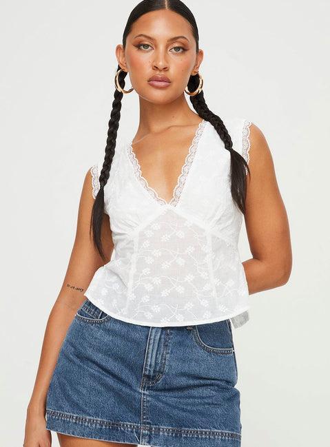 Gimmie Top White Product Image