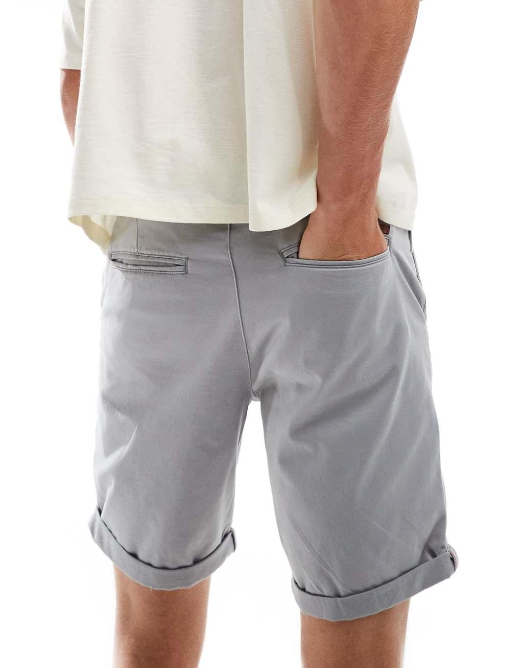 Jack & Jones chino shorts in gray Product Image