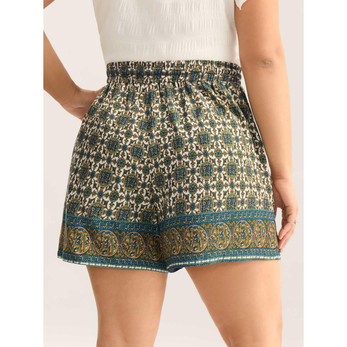 Plus Size Boho Print Tassel Straight-Leg Shorts Women Emerald Resort Drawstring Straight Leg Vacation Shorts BloomChic 30/6X Product Image