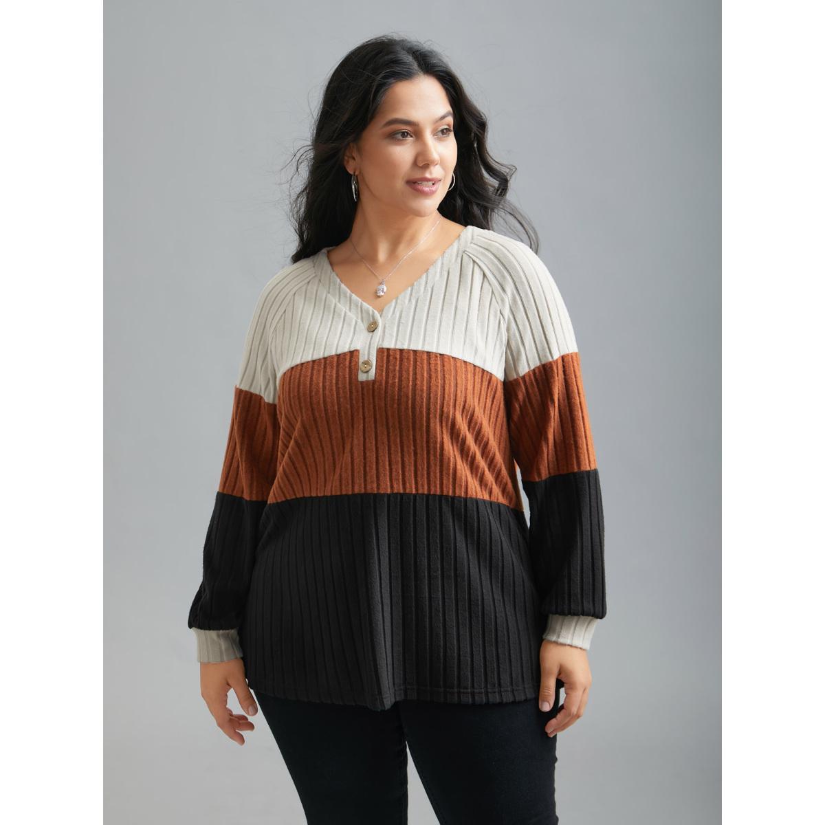 Plus Size Colorblock Contrast Texture Pit Strip T-shirt Beige Women Casual Texture V-neck Everyday T-shirts BloomChic 14-16/1X Product Image