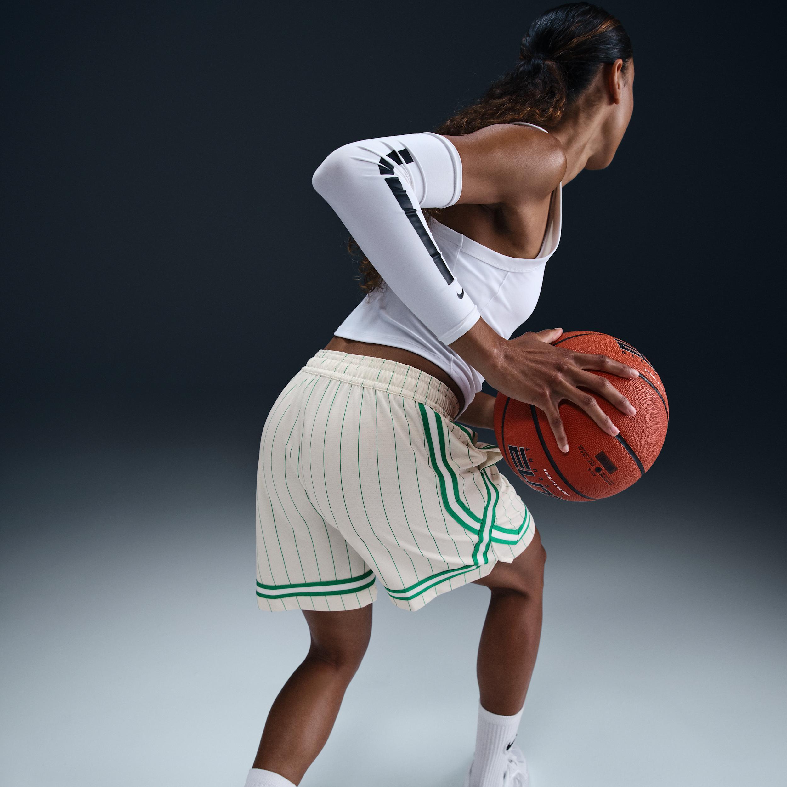 Nike Fly Crossover Women's Basketball Shorts Product Image