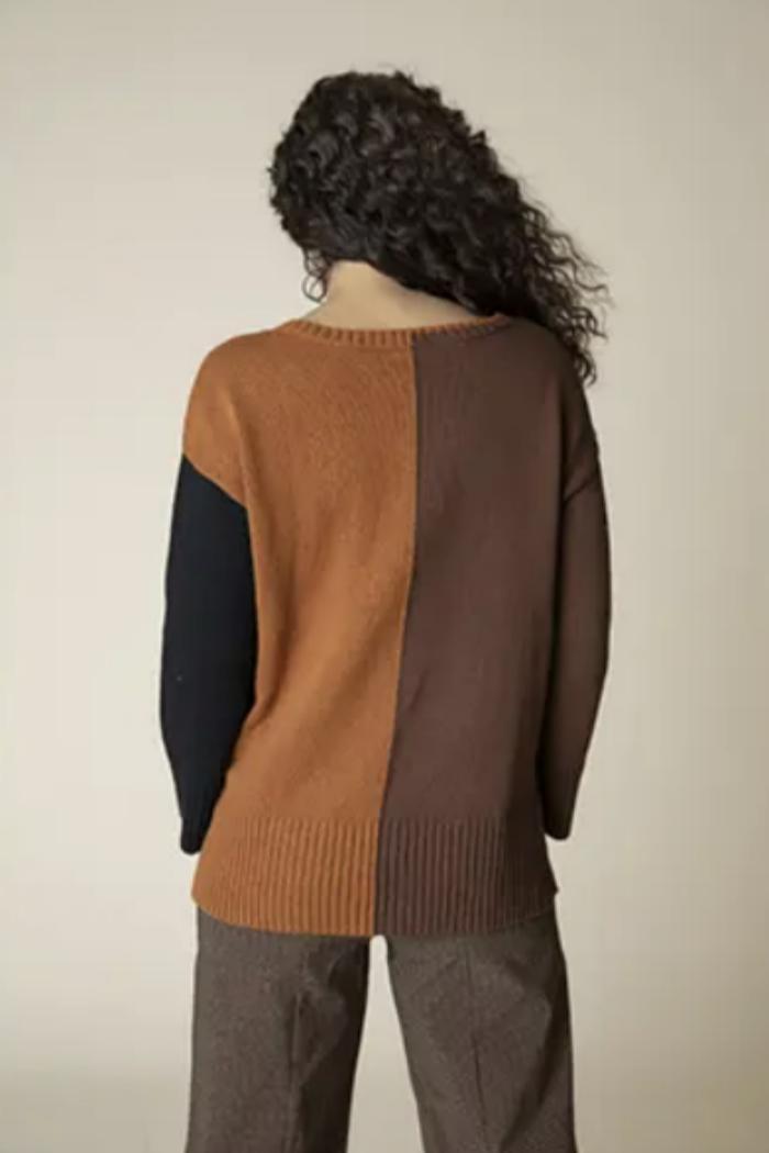 Yin Yang V Neck Pullover Product Image