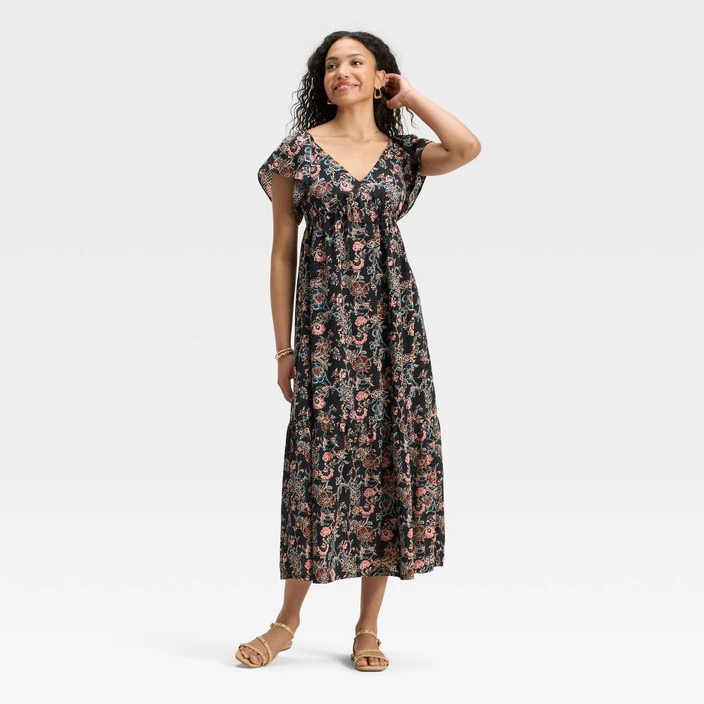 Women's Flutter Short Sleeve Maxi A-Line Dress - Universal Thread™ Black Floral Product Image