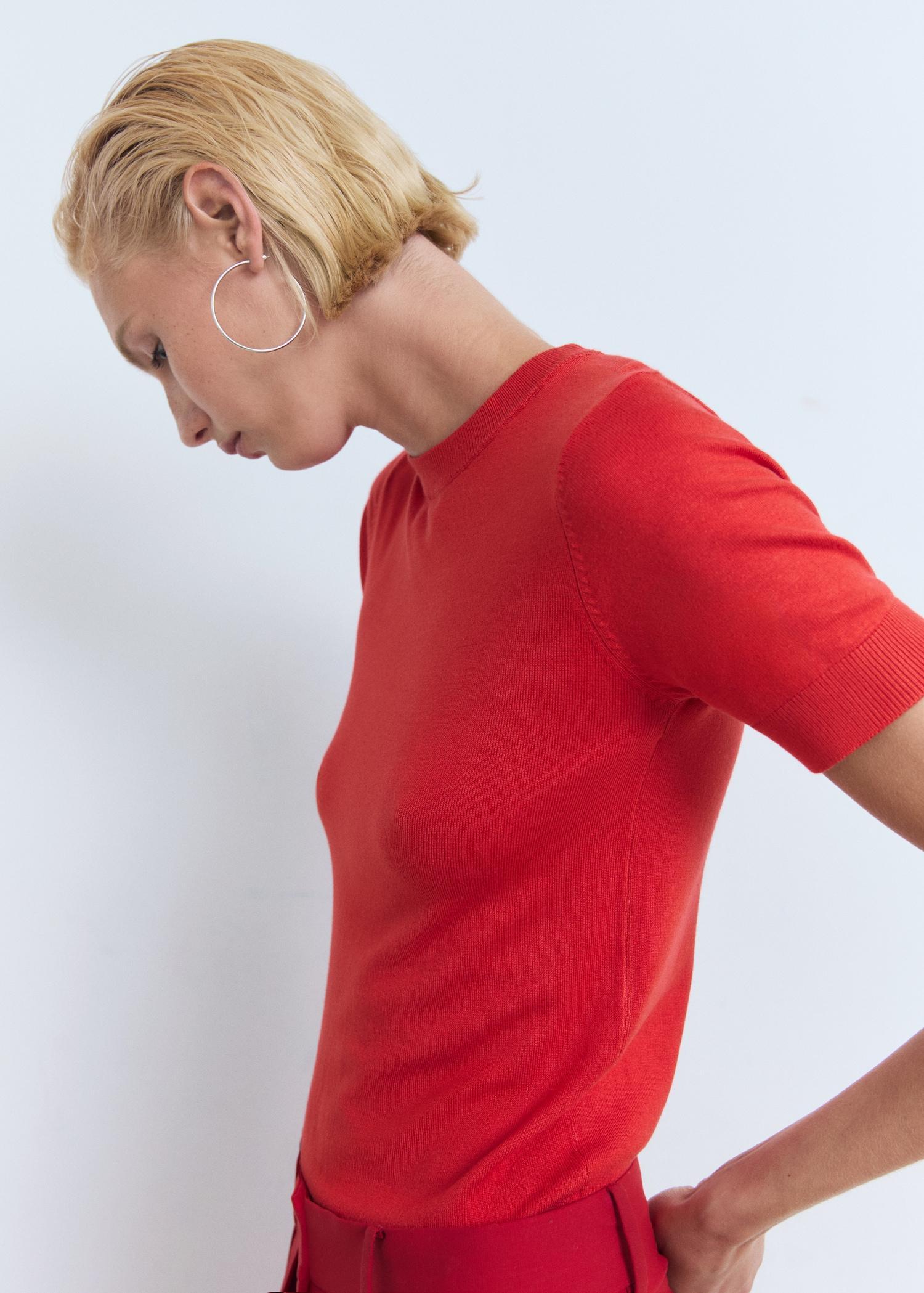 Short-sleeved fine-knit sweater - Women | MANGO USA Product Image