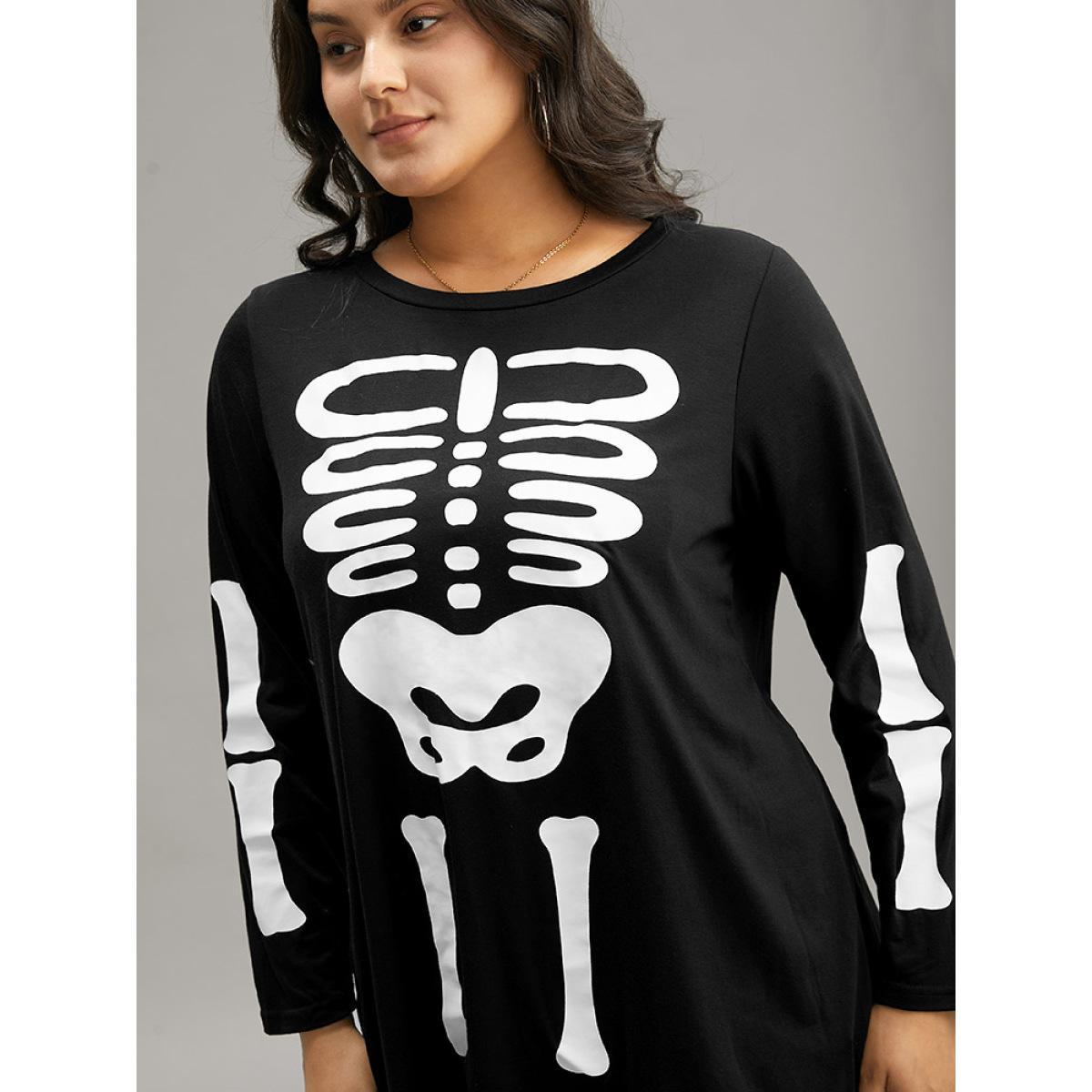 Plus Size Halloween Skull Print Crew Neck T-shirt Black Women Casual Printed Halloween Round Neck Festival-Halloween T-shirts BloomChic 14-16/1X Product Image