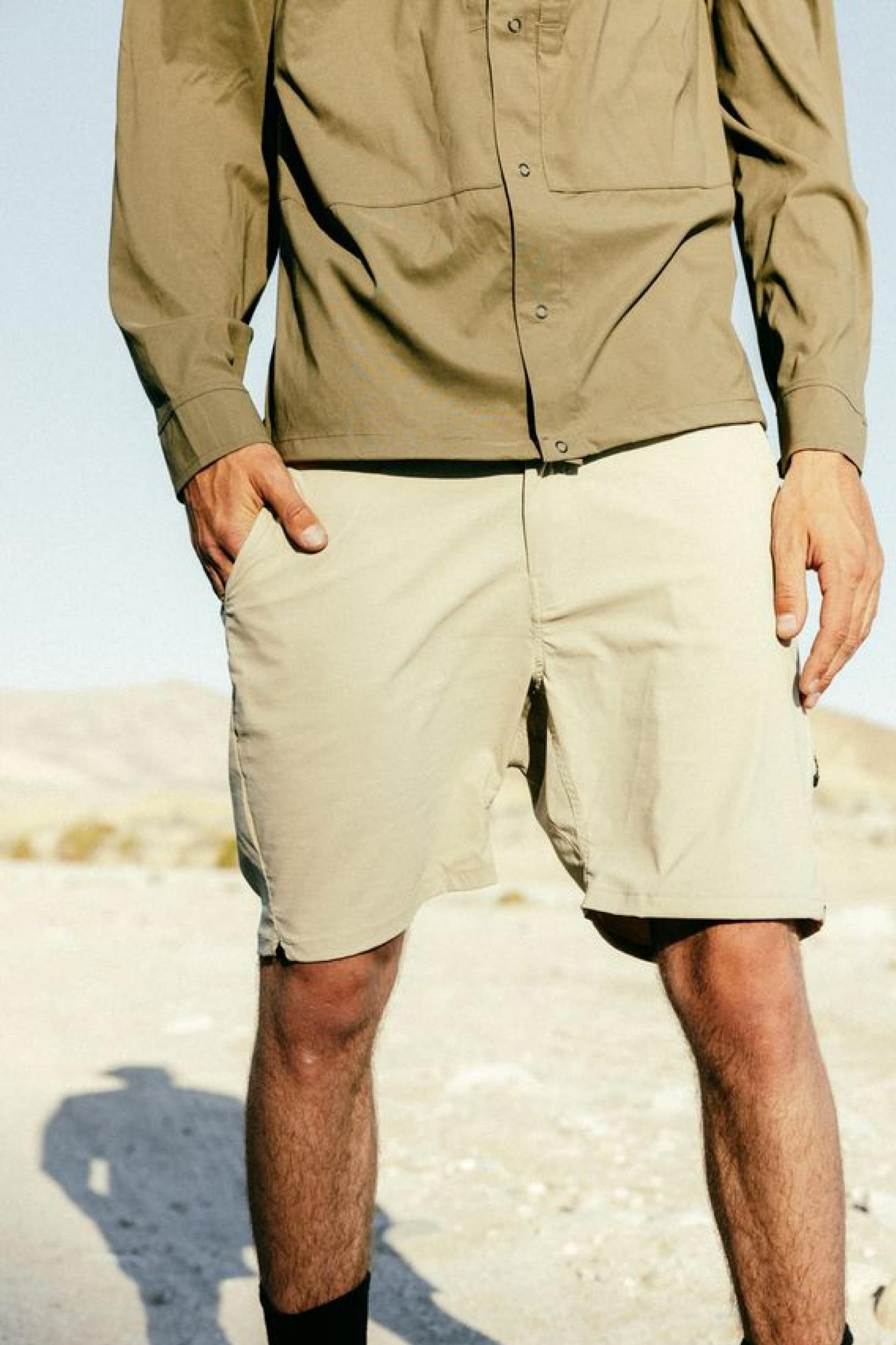 686 Men's Everywhere Featherlight Chino Short Male Product Image