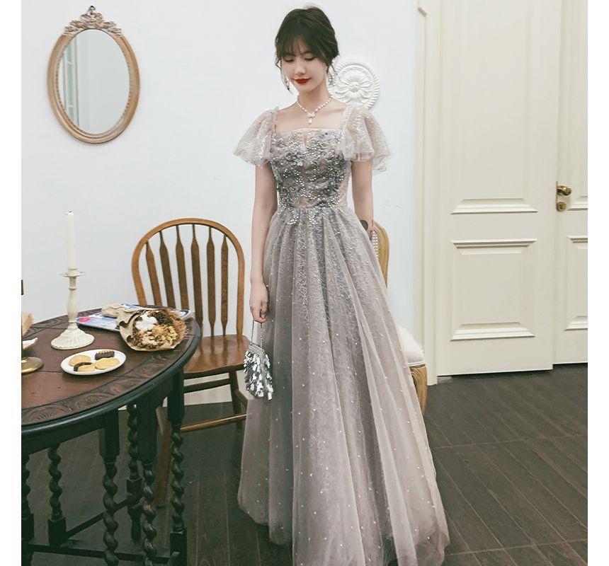 Short-Sleeve Flower Accent A-Line Evening Gown / Cocktail Dress Product Image