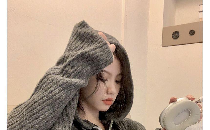 Long-Sleeve Double Zip Star Jacquard Hooded Knit Jacket Product Image