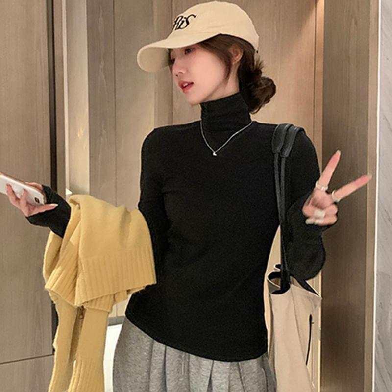 Turtleneck Long Sleeve Plain T-Shirt Product Image