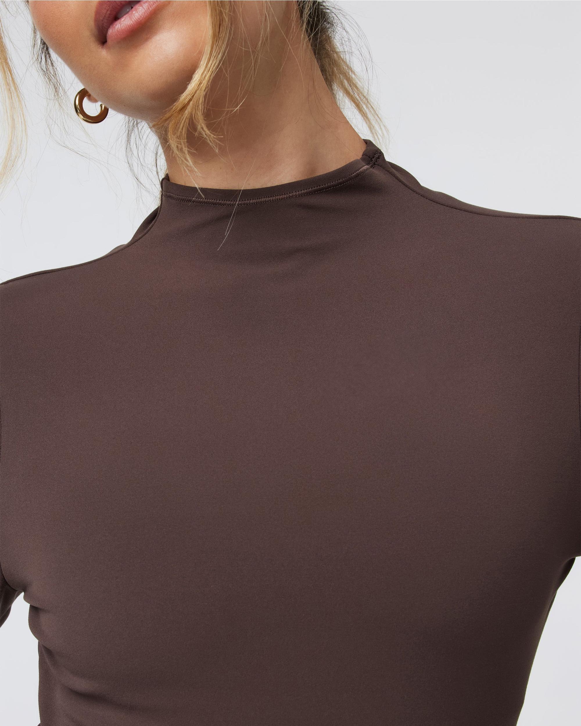 Vuori AllTheFeels™ Long Sleeve Mock Product Image
