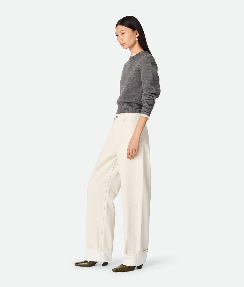 Women's Colored Turned Up Jeans in Pale meringue Product Image