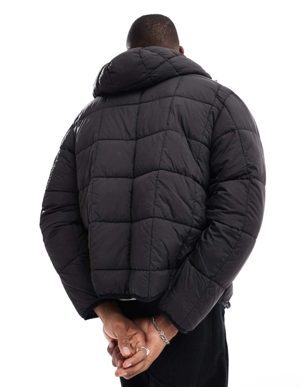 Pull&Bear lightweight puffer jacket with hood in black Product Image