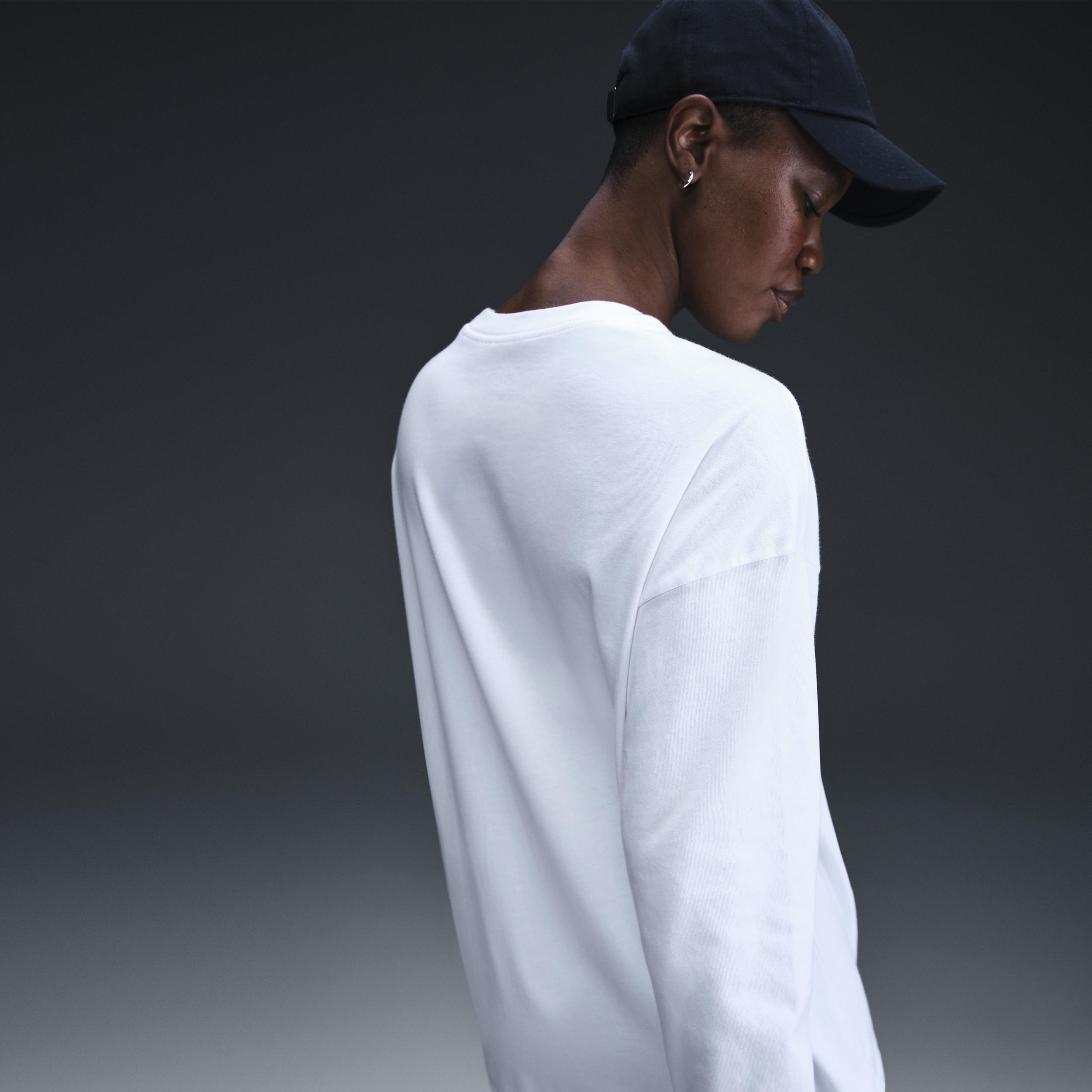 Nike Sportswear Essential Women's Oversized Long-Sleeve T-Shirt Product Image