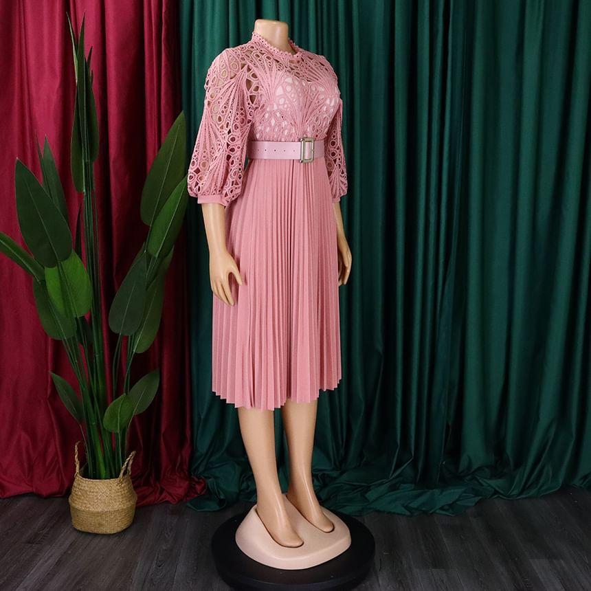 Plus Size 3/4 Sleeve Round Neck Eyelet Lace Pleated Midi Dress Product Image
