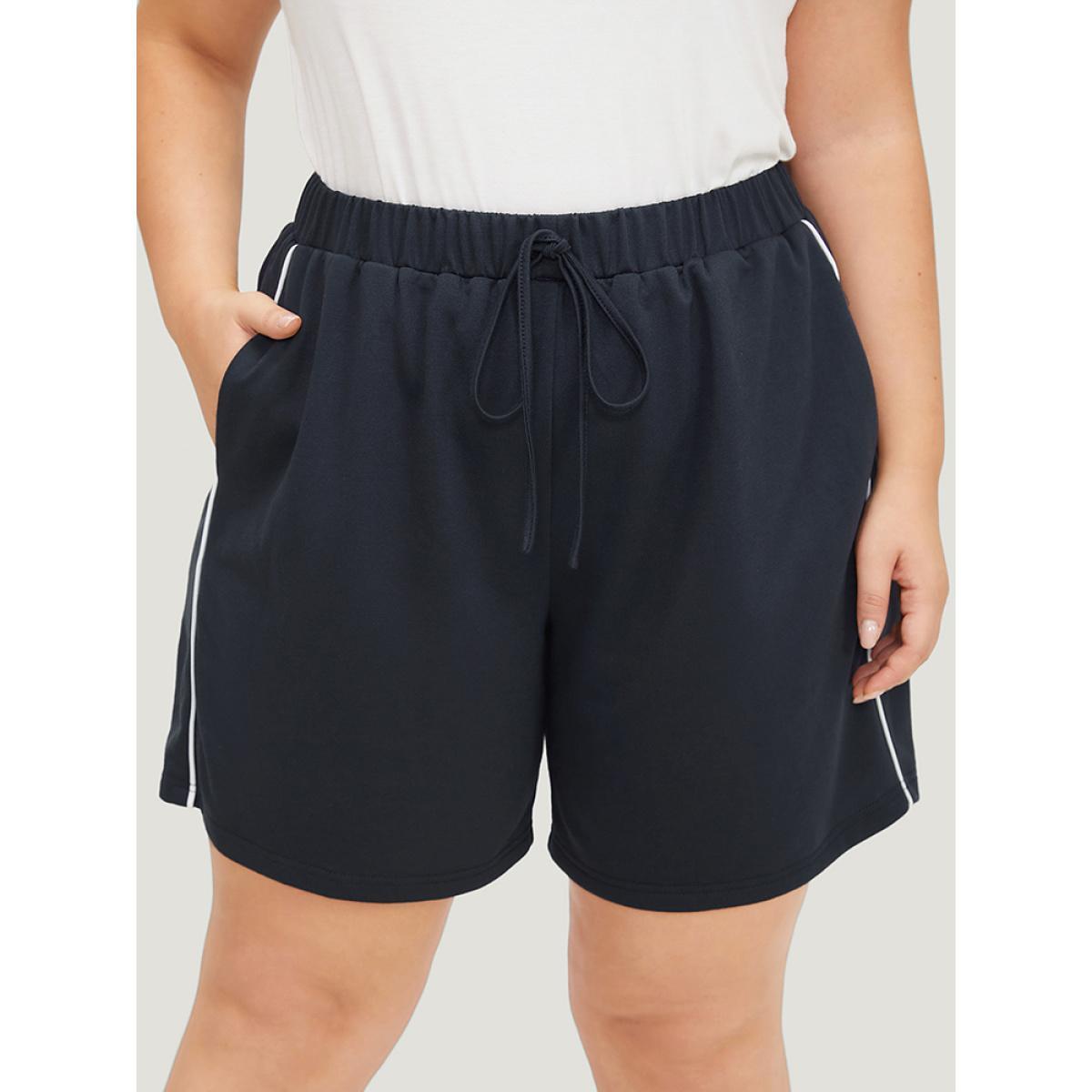 Plus Size Plain Seam Detail Pocket Knotted Shorts Women Indigo Casual Plain Dailywear Shorts BloomChic 14-16/1X Product Image