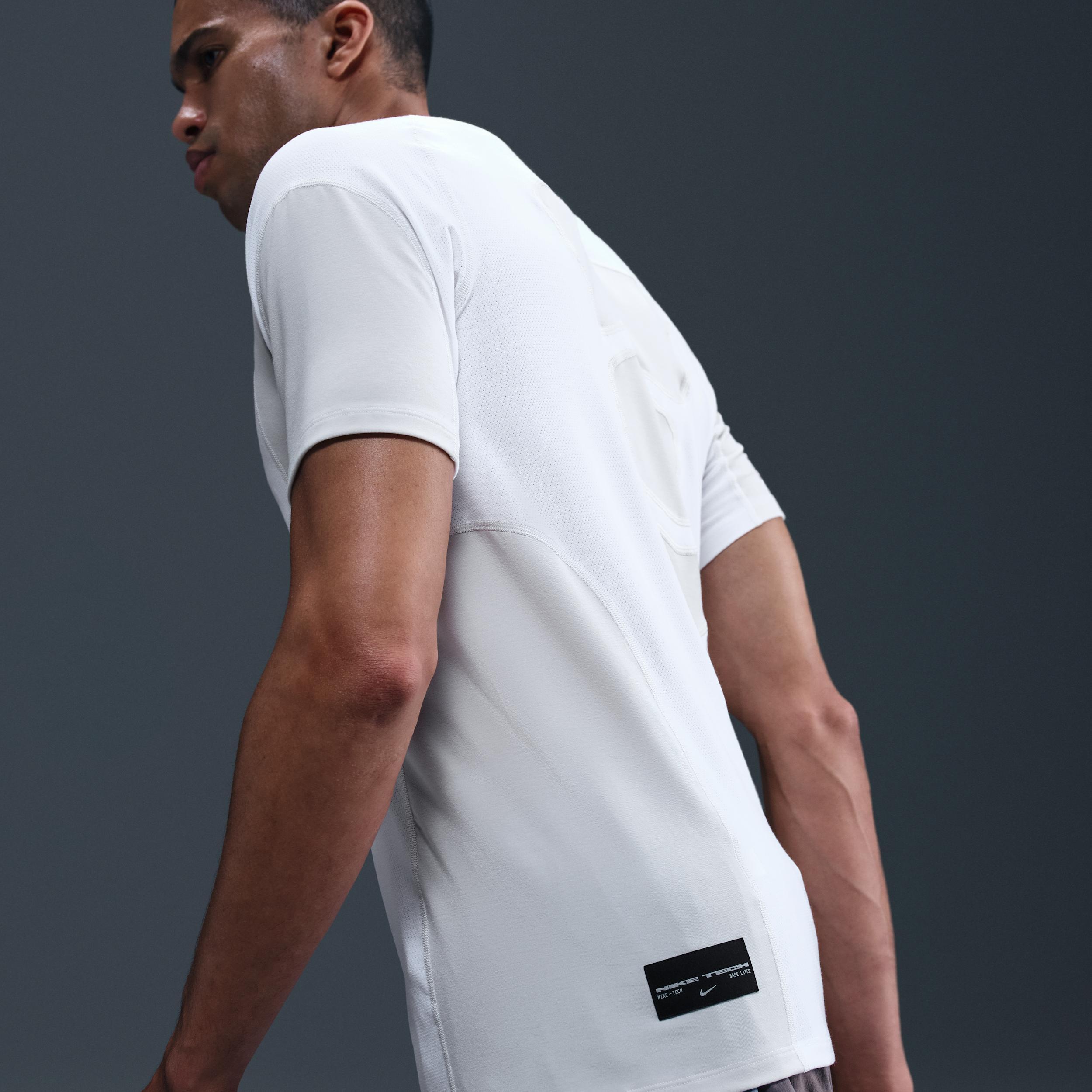 Nike Men's Tech Dri-FIT Short-Sleeve Base Layer Product Image