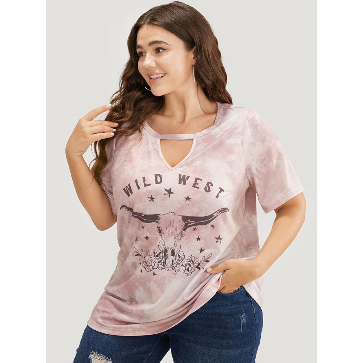 Plus Size Letter & Star Print Keyhole Tie Dye T-shirt MistyRose Women Casual Keyhole Western Dailywear T-shirts BloomChic 10/M Product Image