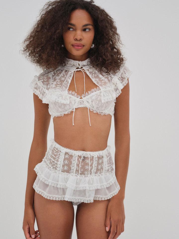 Layer Cake Chiffon Collar — White Product Image