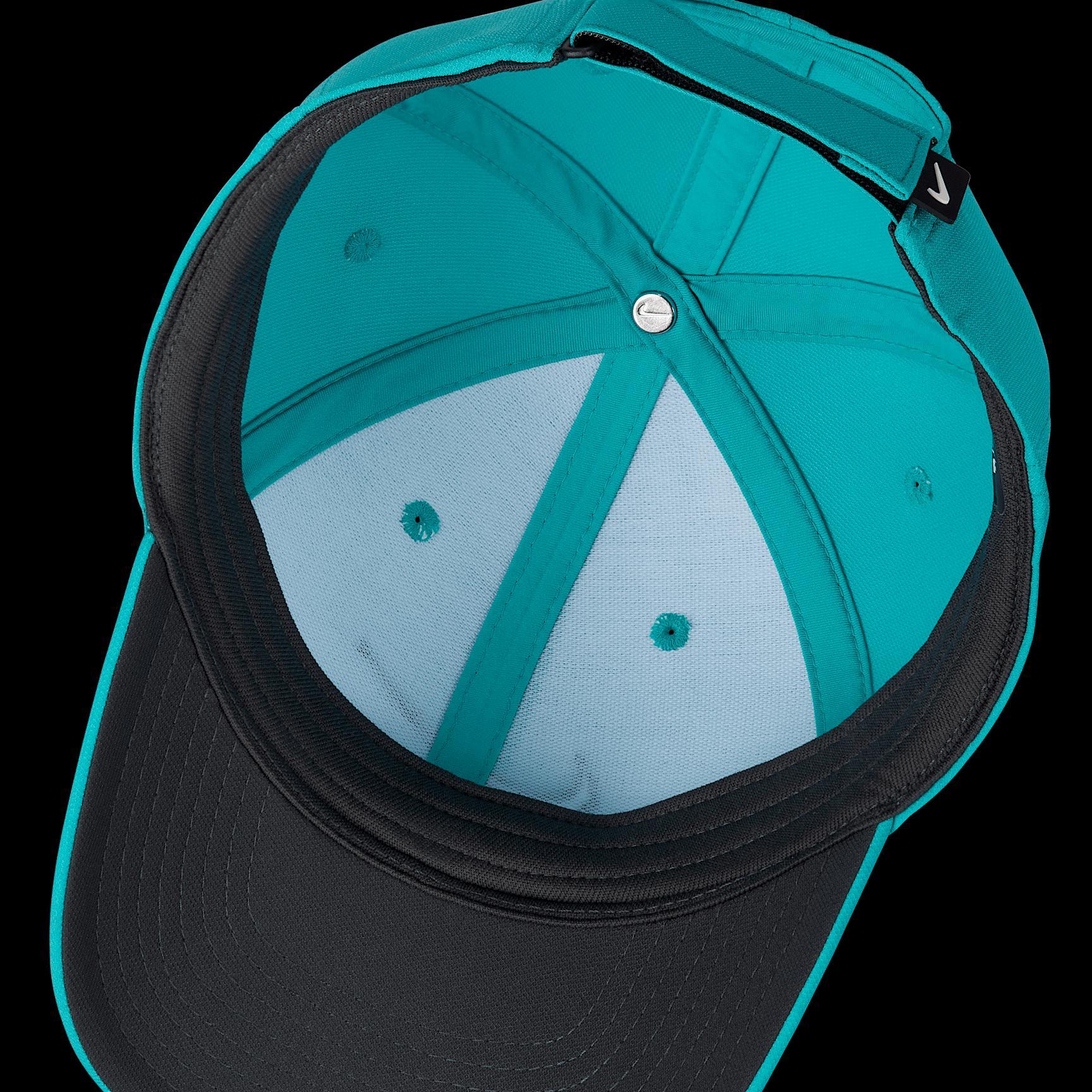 Nike Dri-FIT Club Structured Swoosh Cap Product Image