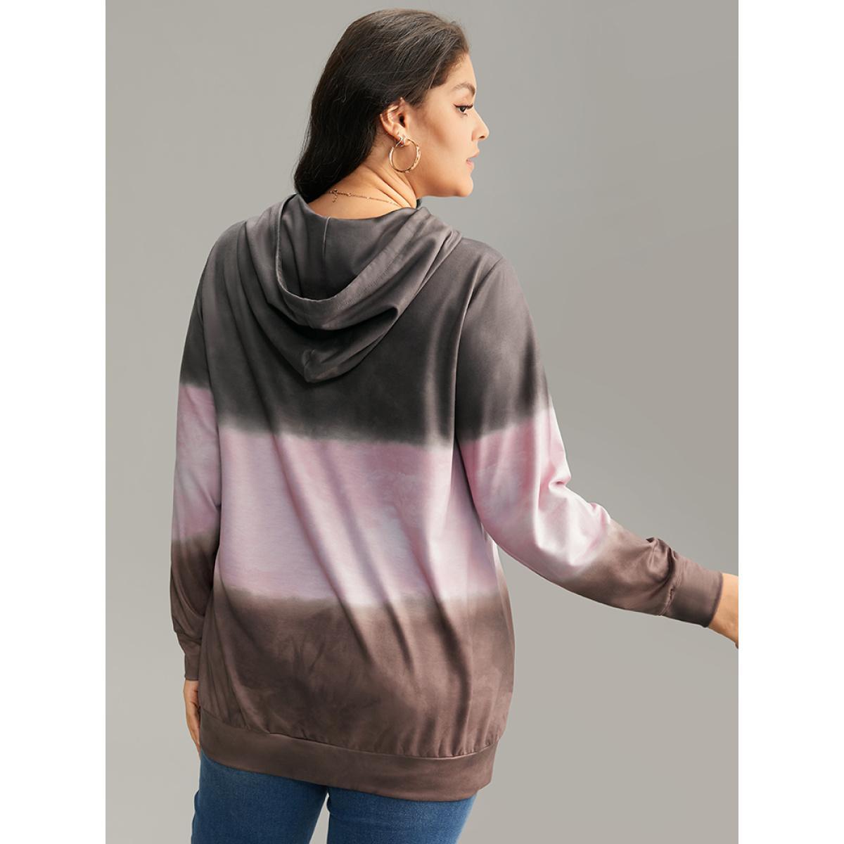 Plus Size Tie Dye Contrast Kangaroo Pocket Sweatshirt Women Multicolor Casual Contrast Hooded Dailywear Sweatshirts BloomChic 10/M Product Image