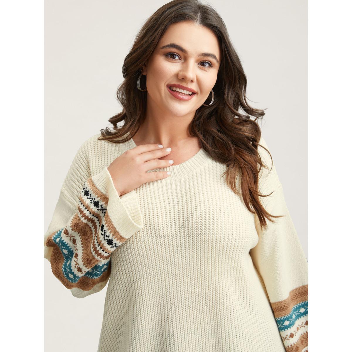 Plus Size Round Neck Color-Block Textured Pullover Ivory Women Casual Loose Long Sleeve Everyday Cardigans BloomChic 26/4X Product Image