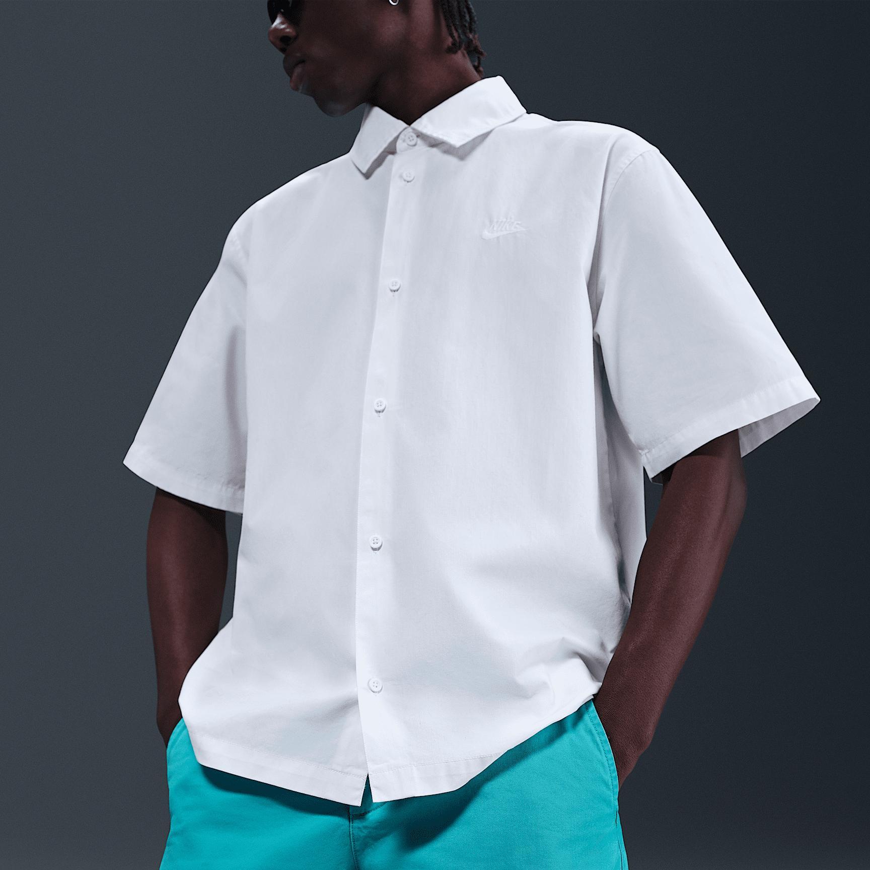 Nike Club Men's Washed Chino Shorts Product Image