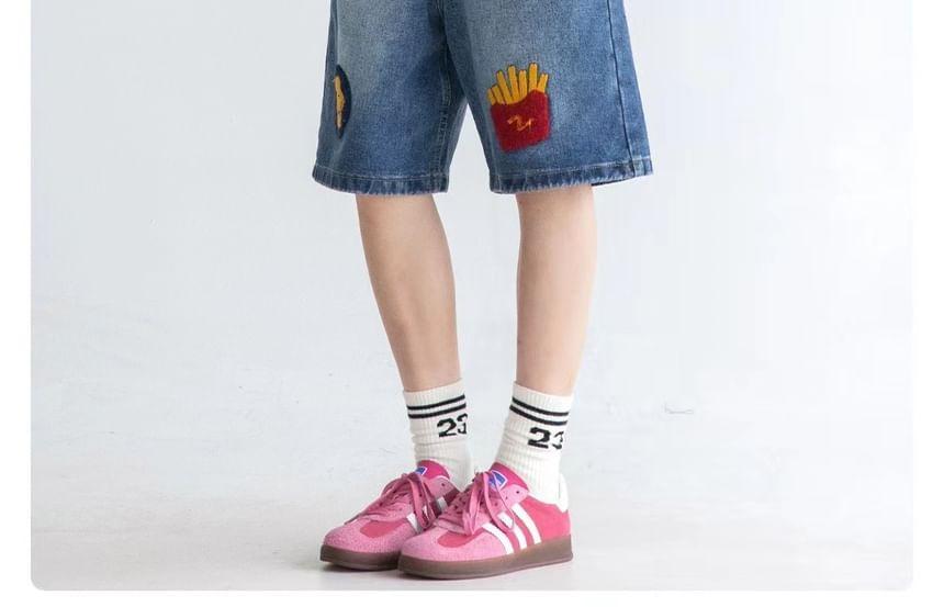 Low Waist Washed Embroidered Denim Shorts Product Image