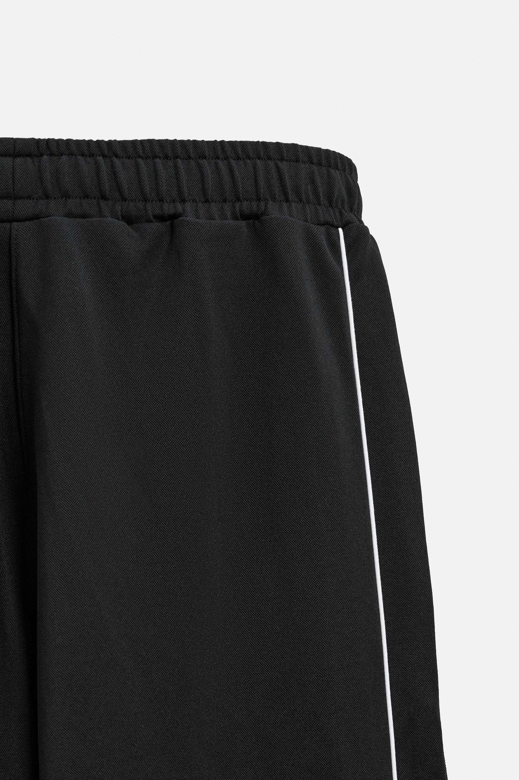 CONTRAST TECHNICAL PANTS Product Image
