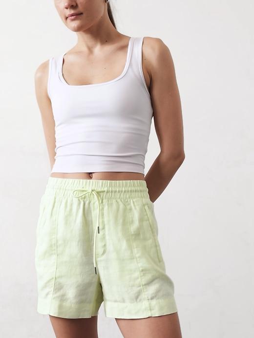 Retreat Linen Mid Rise Short Product Image