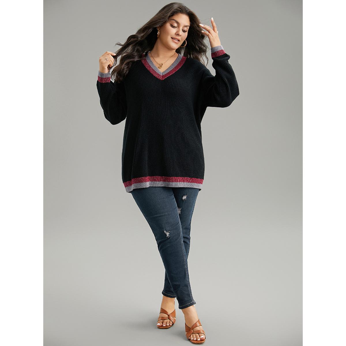 Plus Size Two Tone Trim V Neck Plisse Pullover Black Women Casual Loose Long Sleeve V-neck Dailywear Pullovers BloomChic 28/5X Product Image