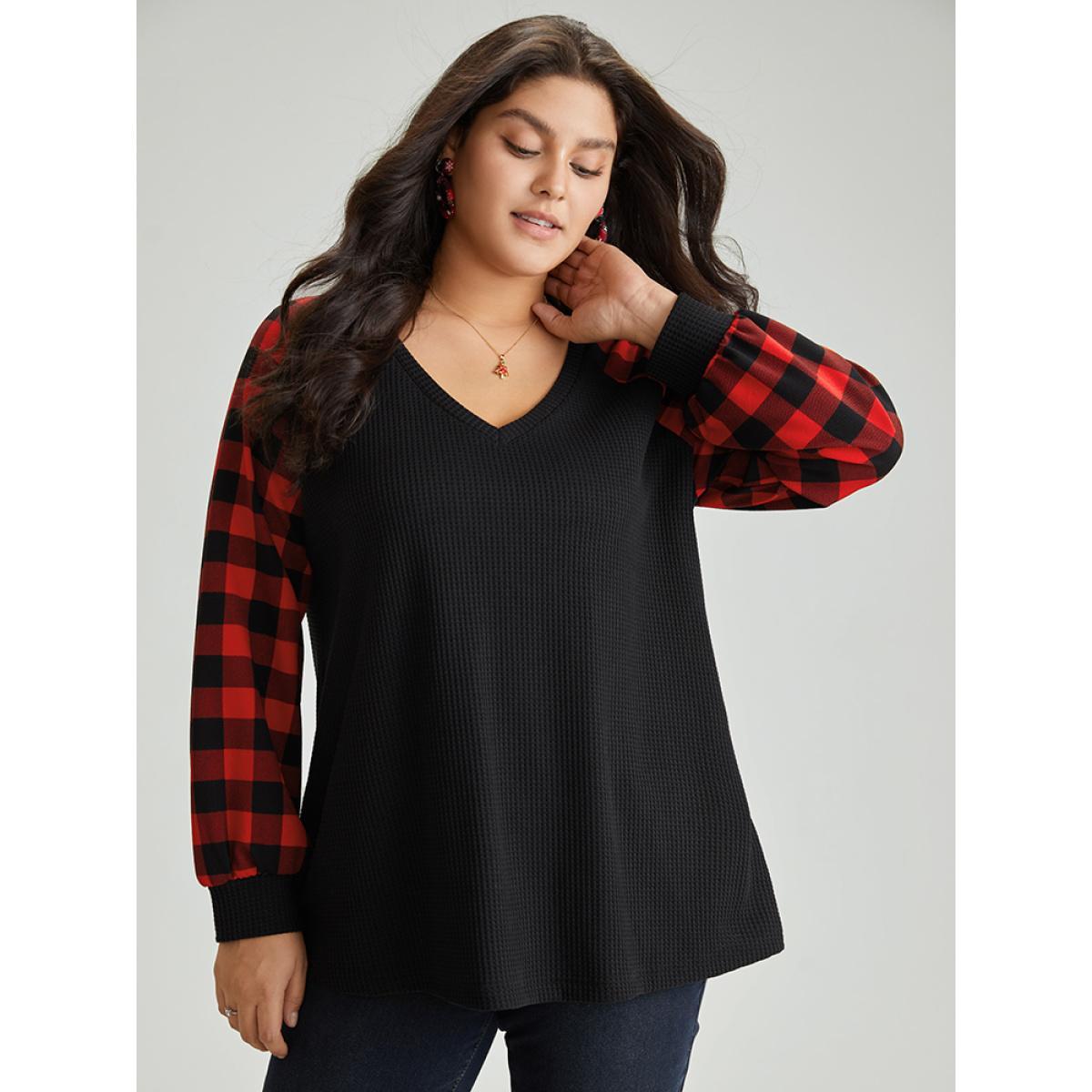 Plus Size Waffle Knit Plaid Patchwork Raglan Sleeve T-shirt Black Women Casual Waffle Knit Plaid V-neck Festival-Christmas T-shirts BloomChic 30/6X Product Image