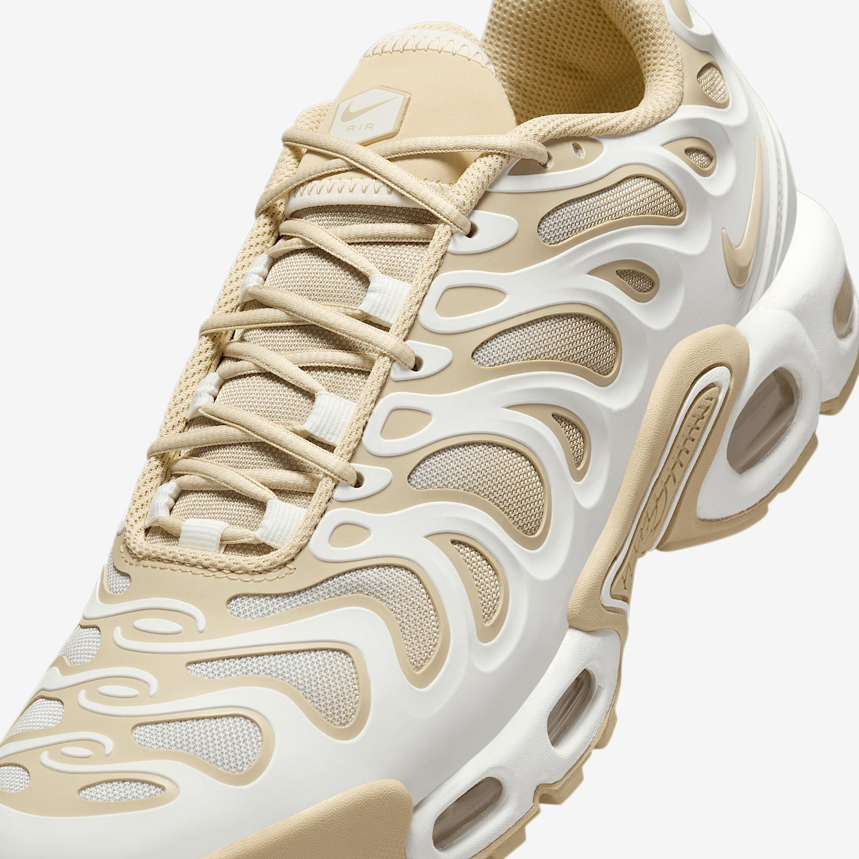 Nike Women's Air Max Plus Drift Shoes Product Image