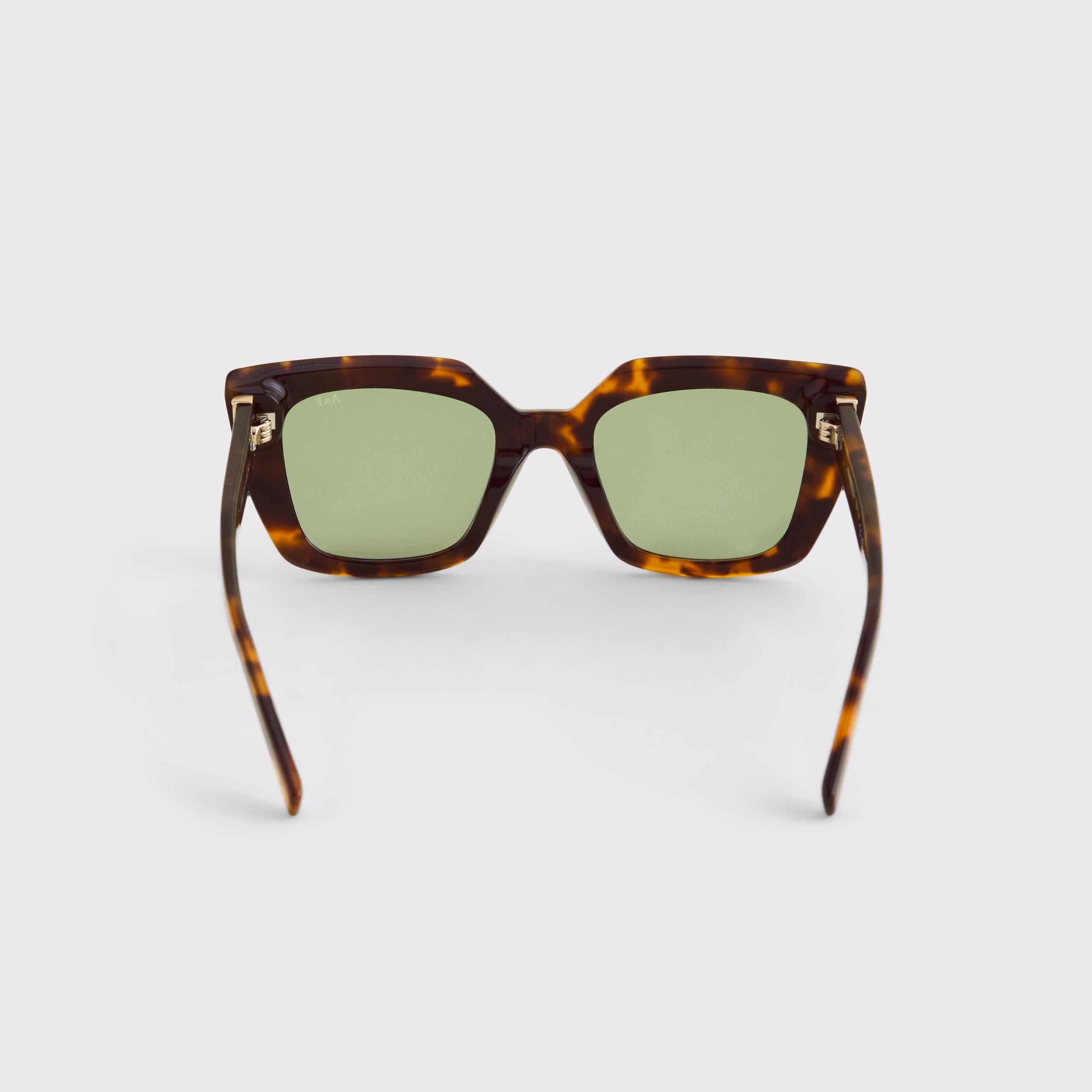 Wide Cat Eye Sunglasses Product Image