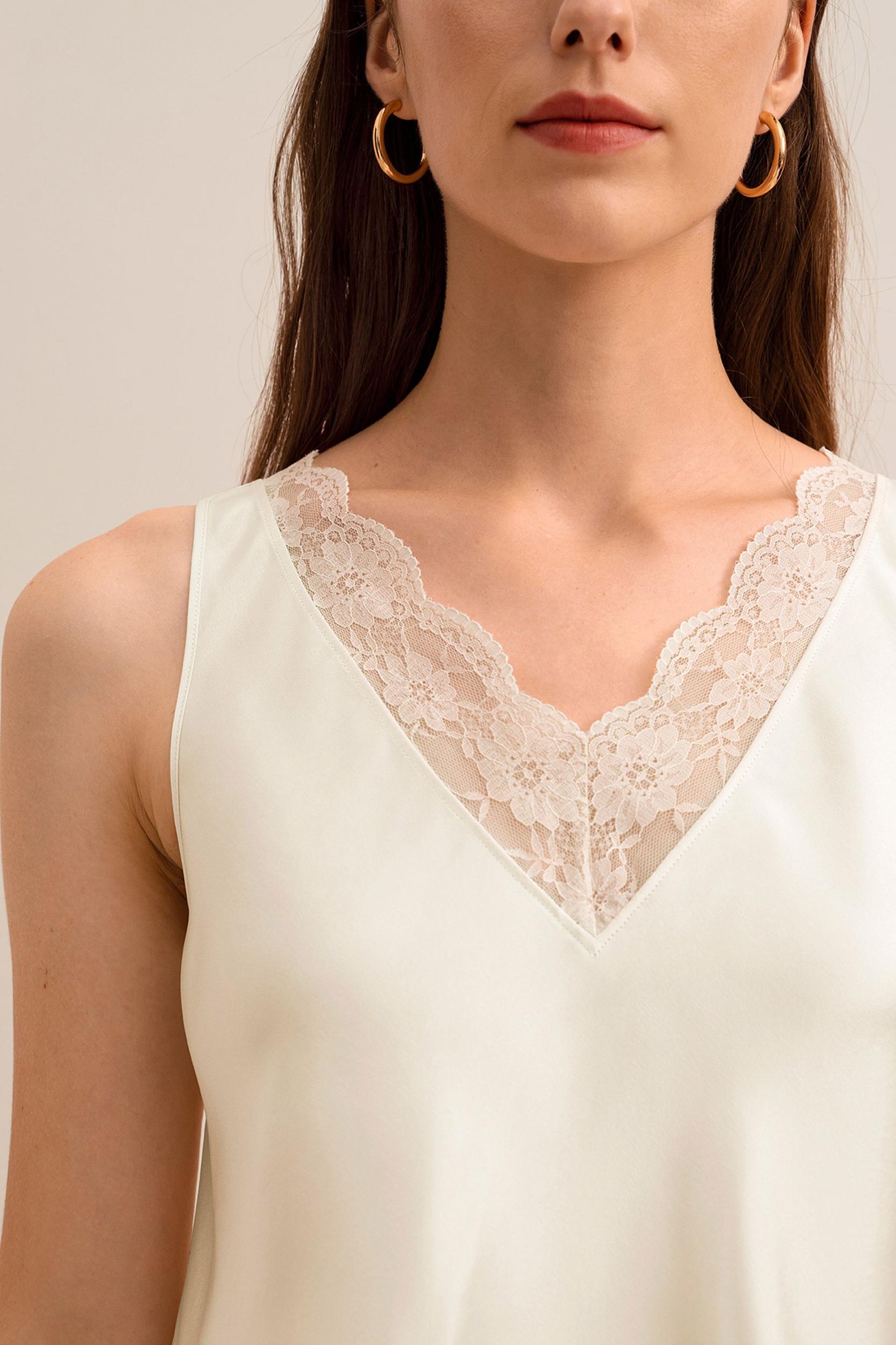 Armeria Lace Tank Product Image