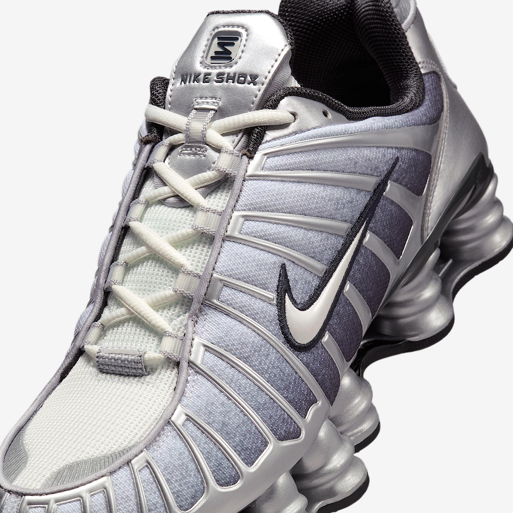 Nike Men's Shox TL Shoes Product Image