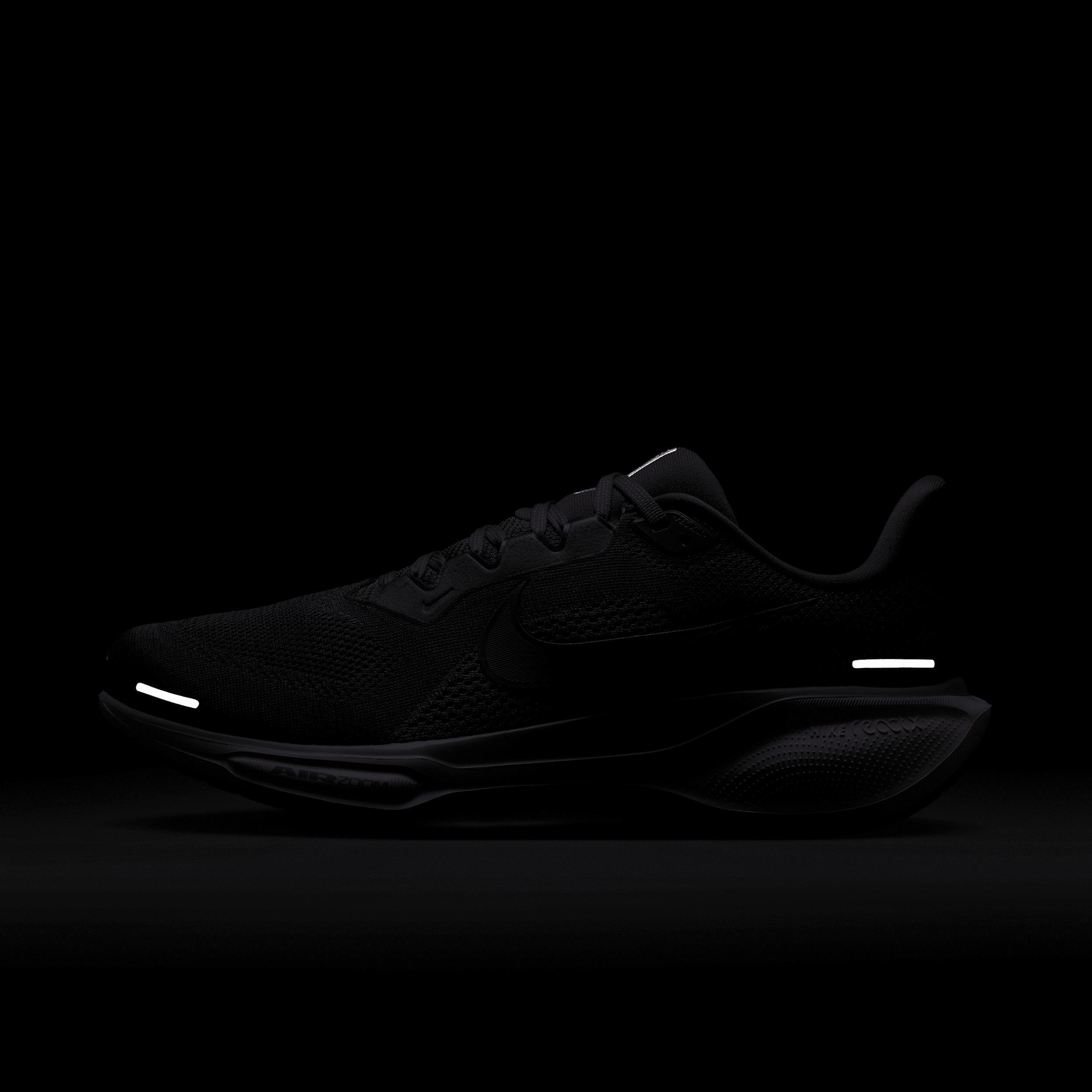 Nike Men's Pegasus 41 Road Running Shoes (Extra Wide) Product Image