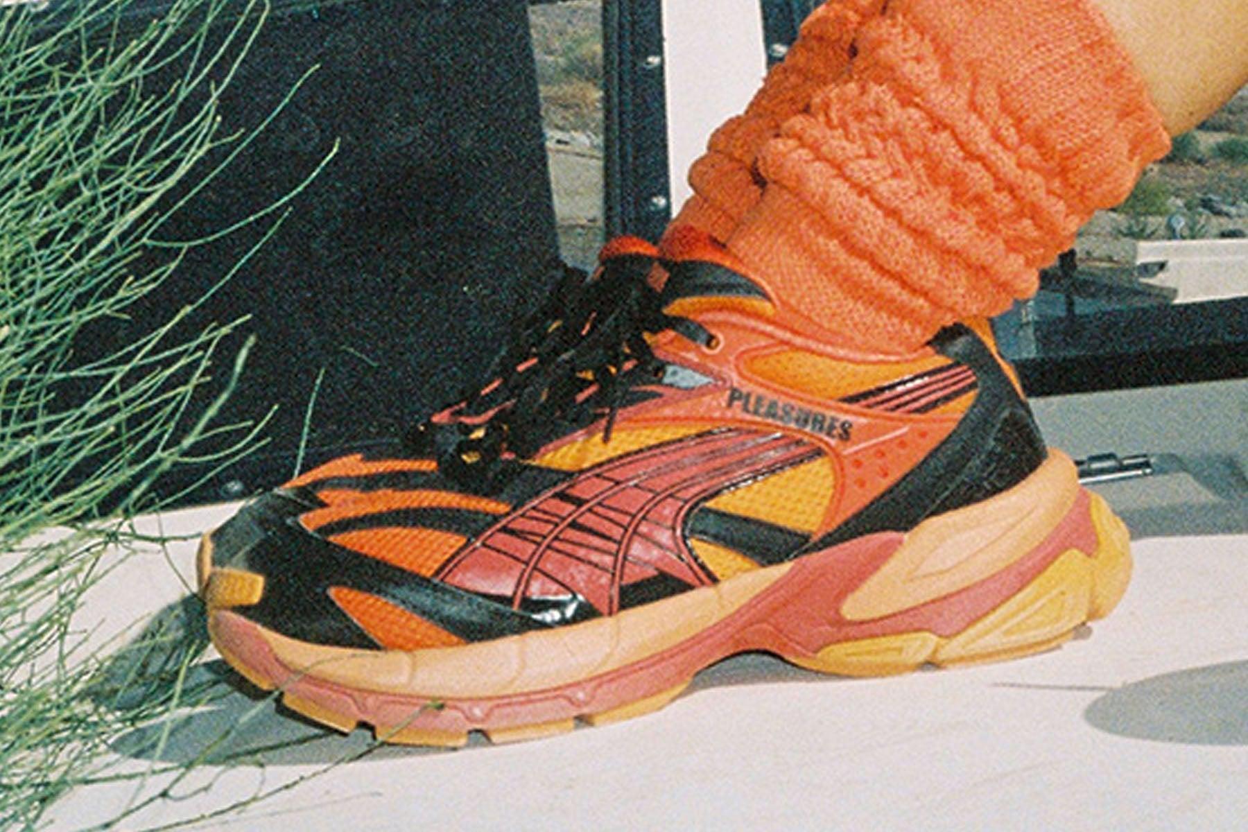 Puma x Pleasures Velophasis Layers - Cayenne Pepper/Astro Red Male Product Image