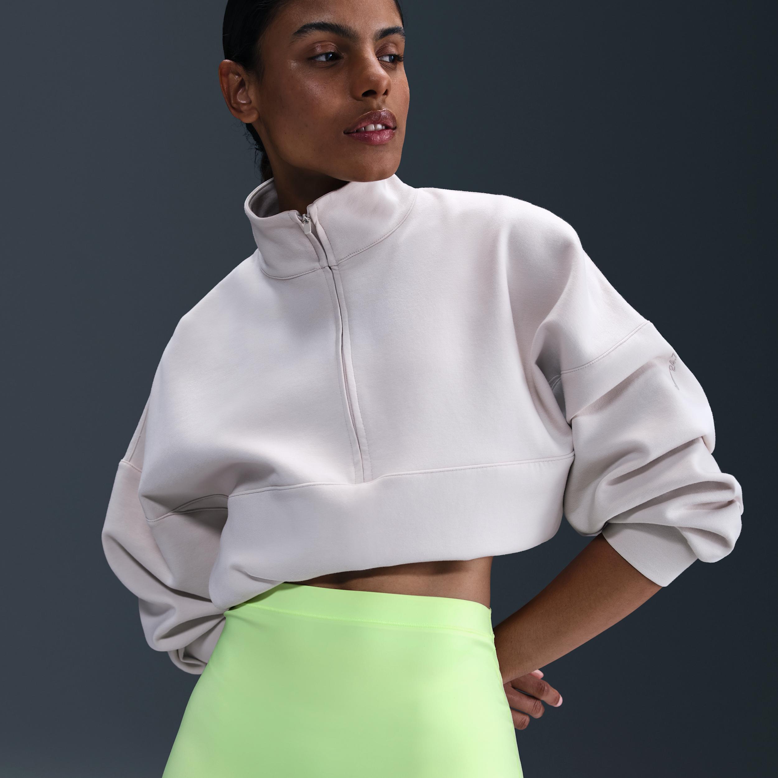Nike Women's Form Boyshorts Product Image
